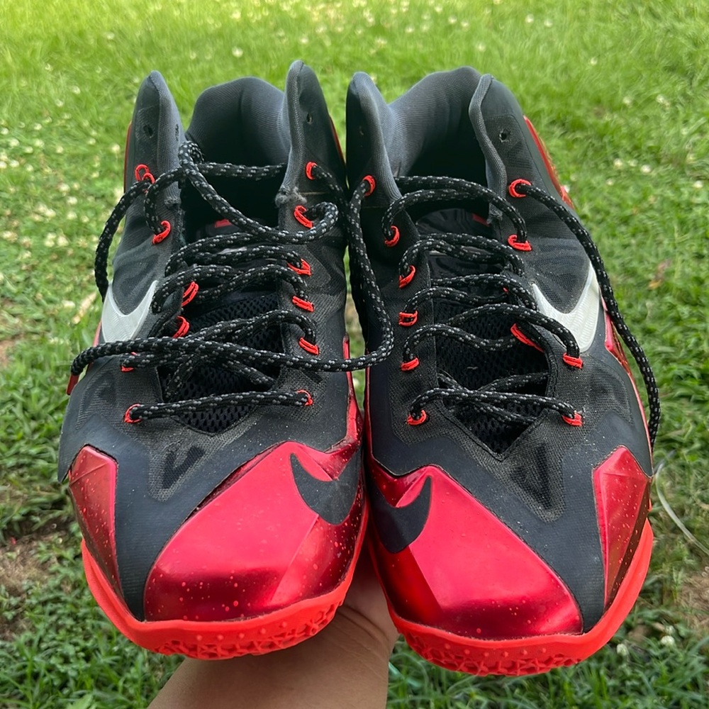 Lebron 11 size 13 red&Black